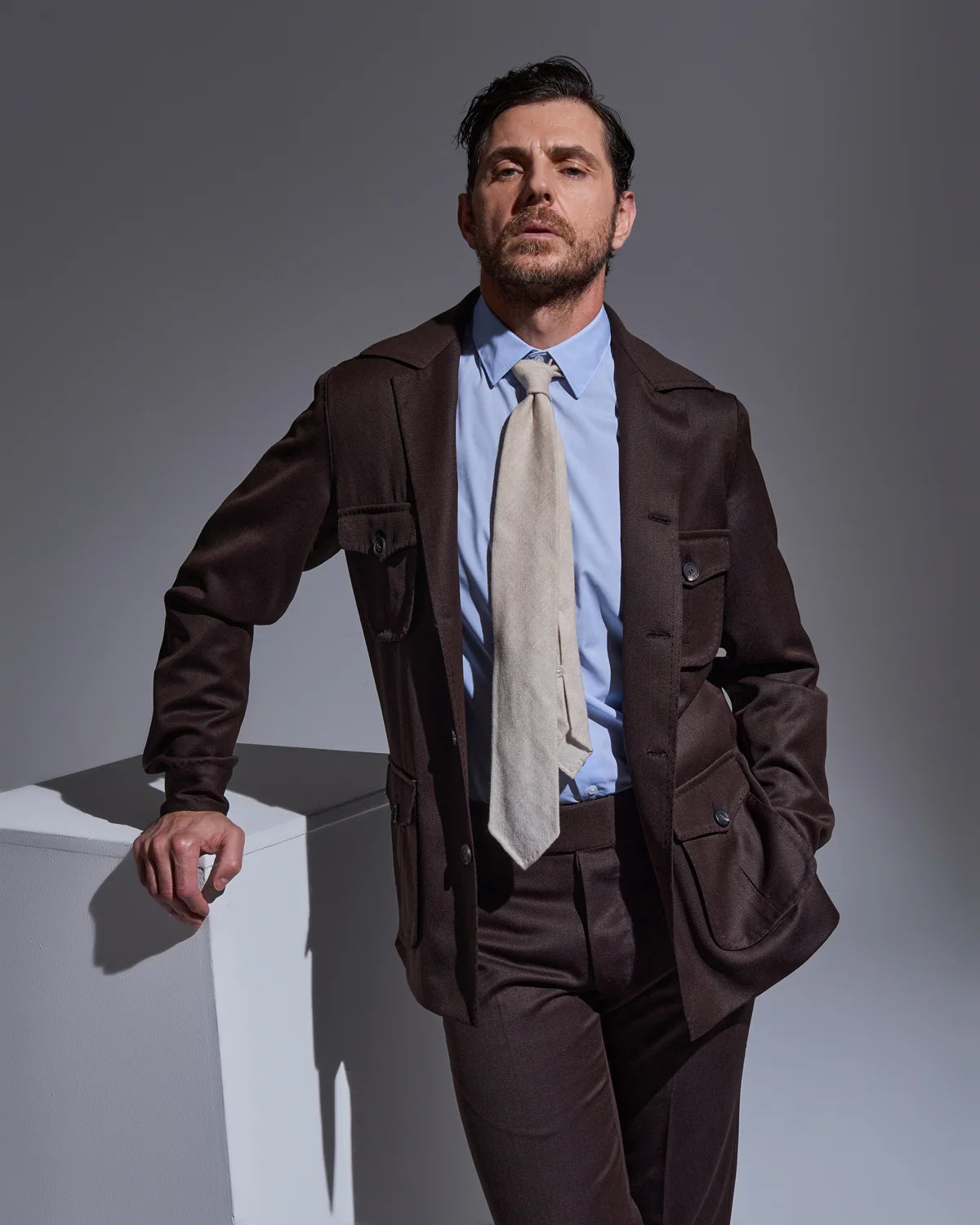 Brown sartorial sahariana jacket