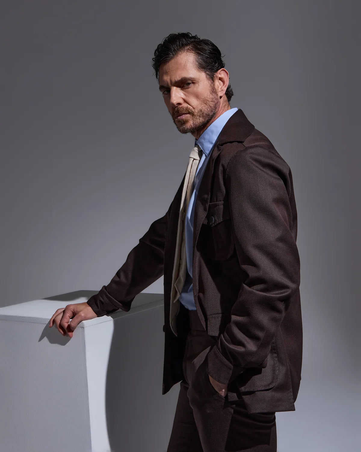 Brown sartorial sahariana jacket