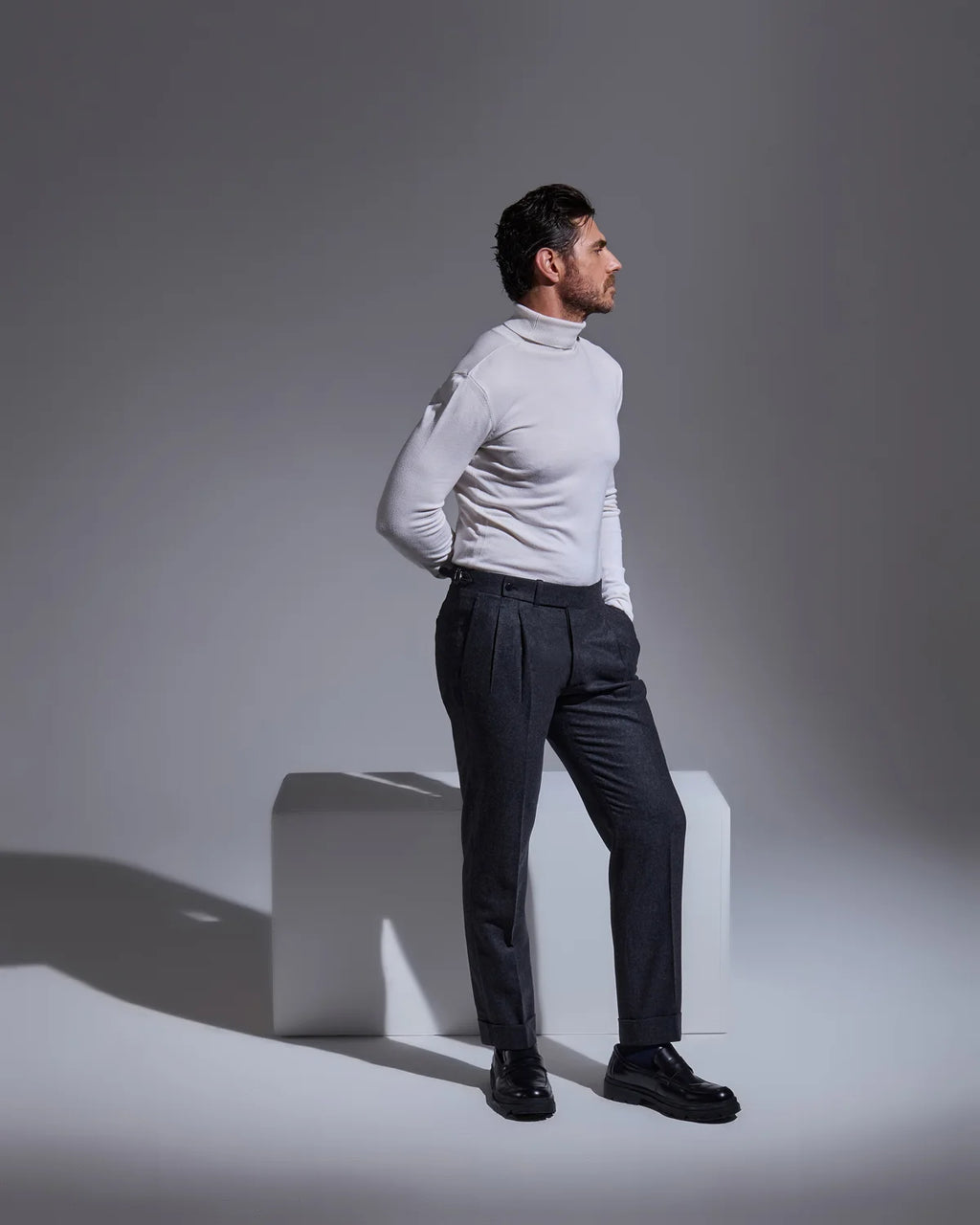 Gray wool & cashmere trousers