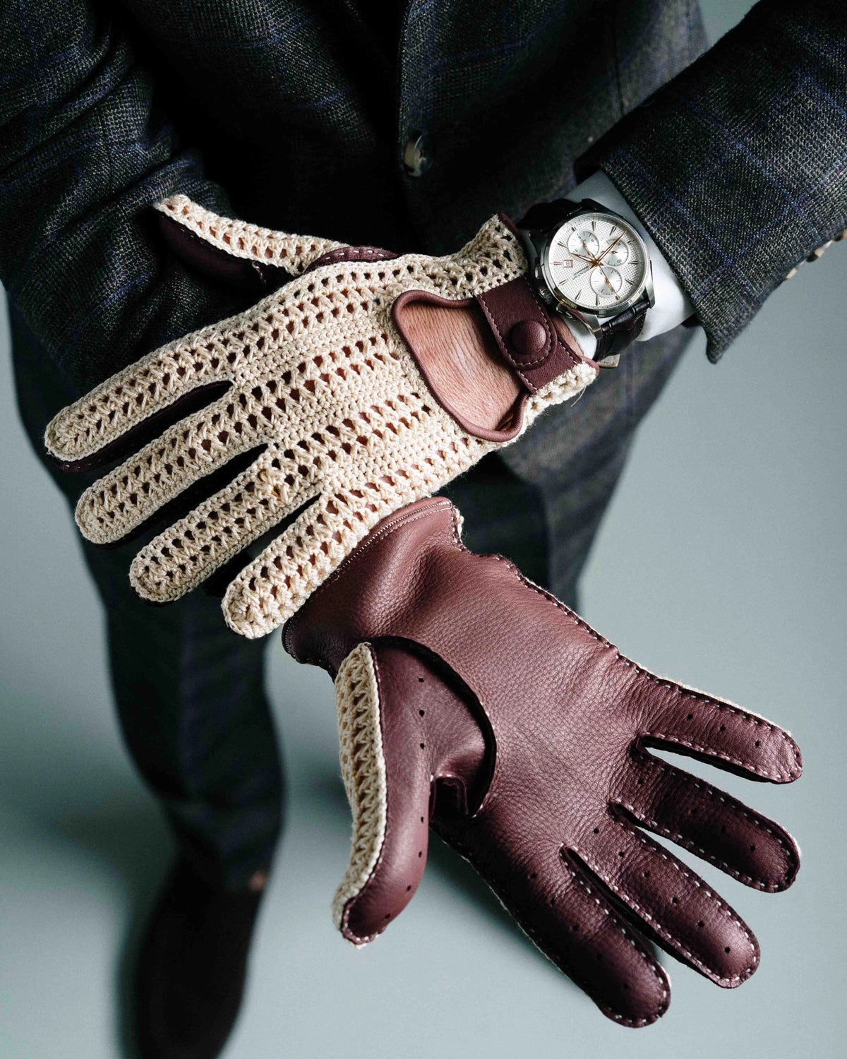 Bordeaux deer leather gloves with cloche