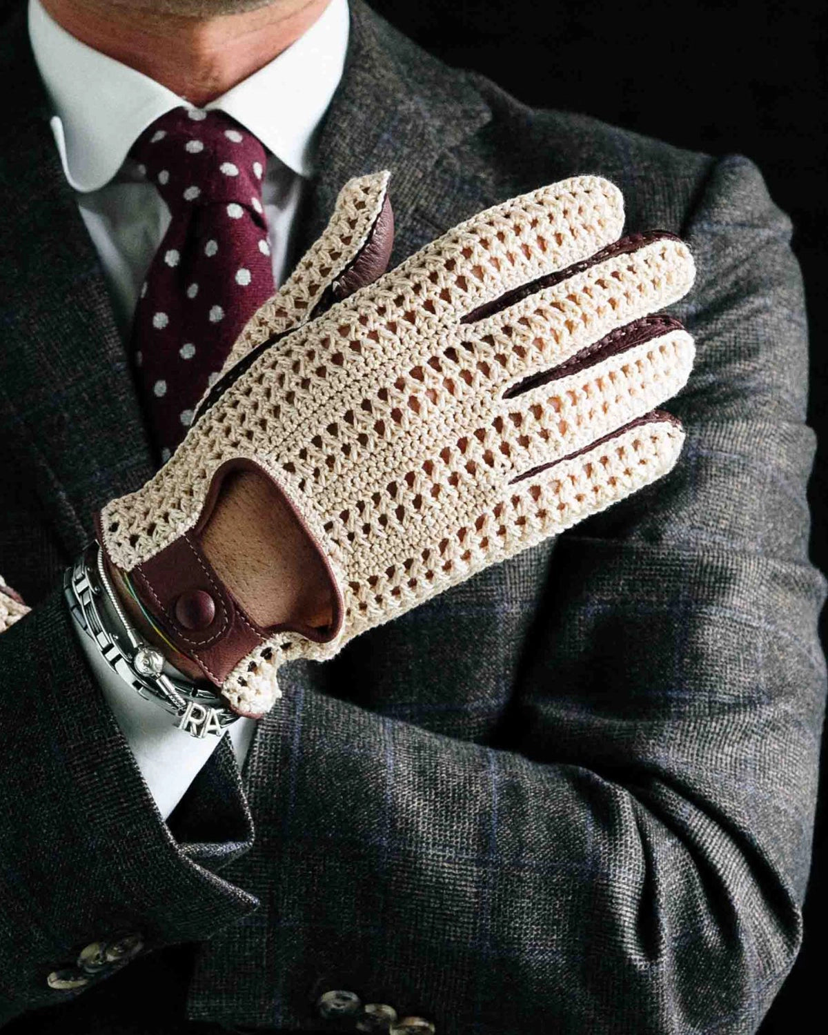 Bordeaux deer leather gloves with cloche