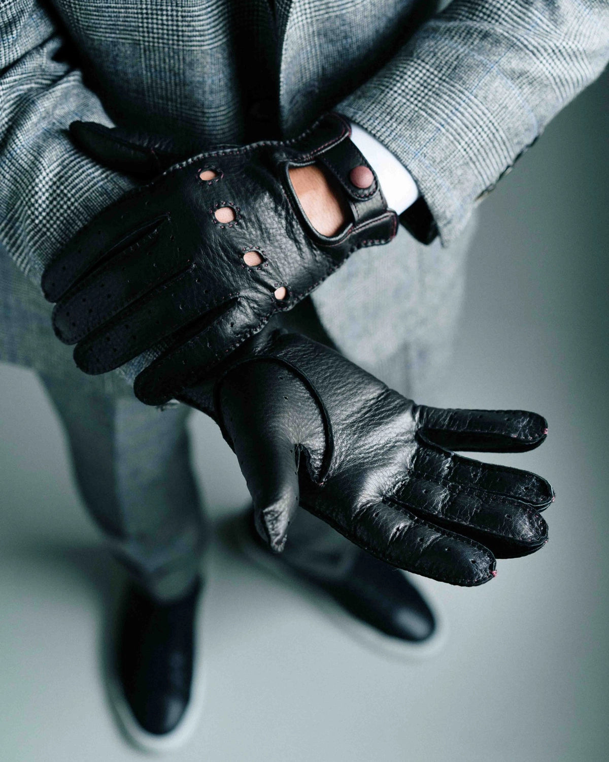 Unlined full deer leather gloves