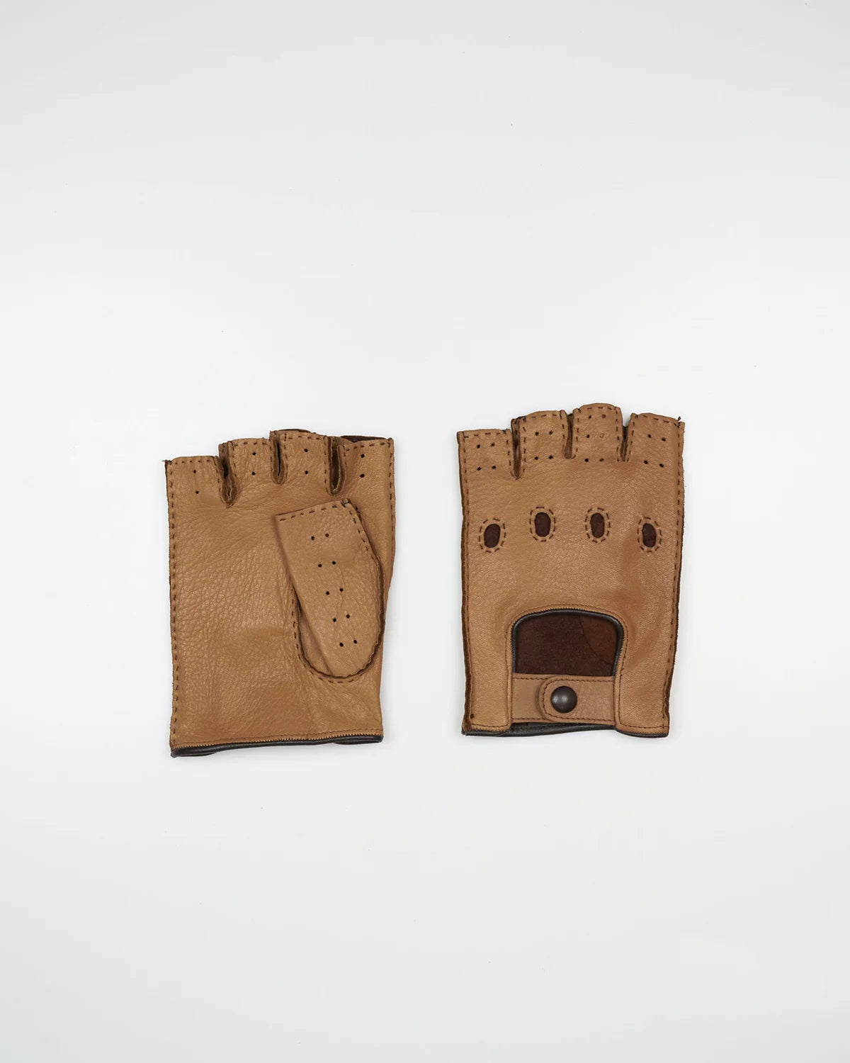 Unlined short deer leather gloves