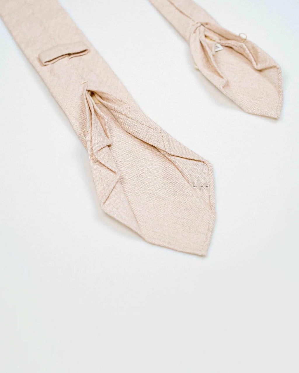Cream cashmere 7 folds tie