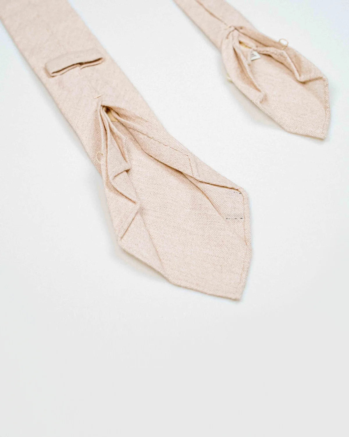 Cream cashmere 7 folds tie
